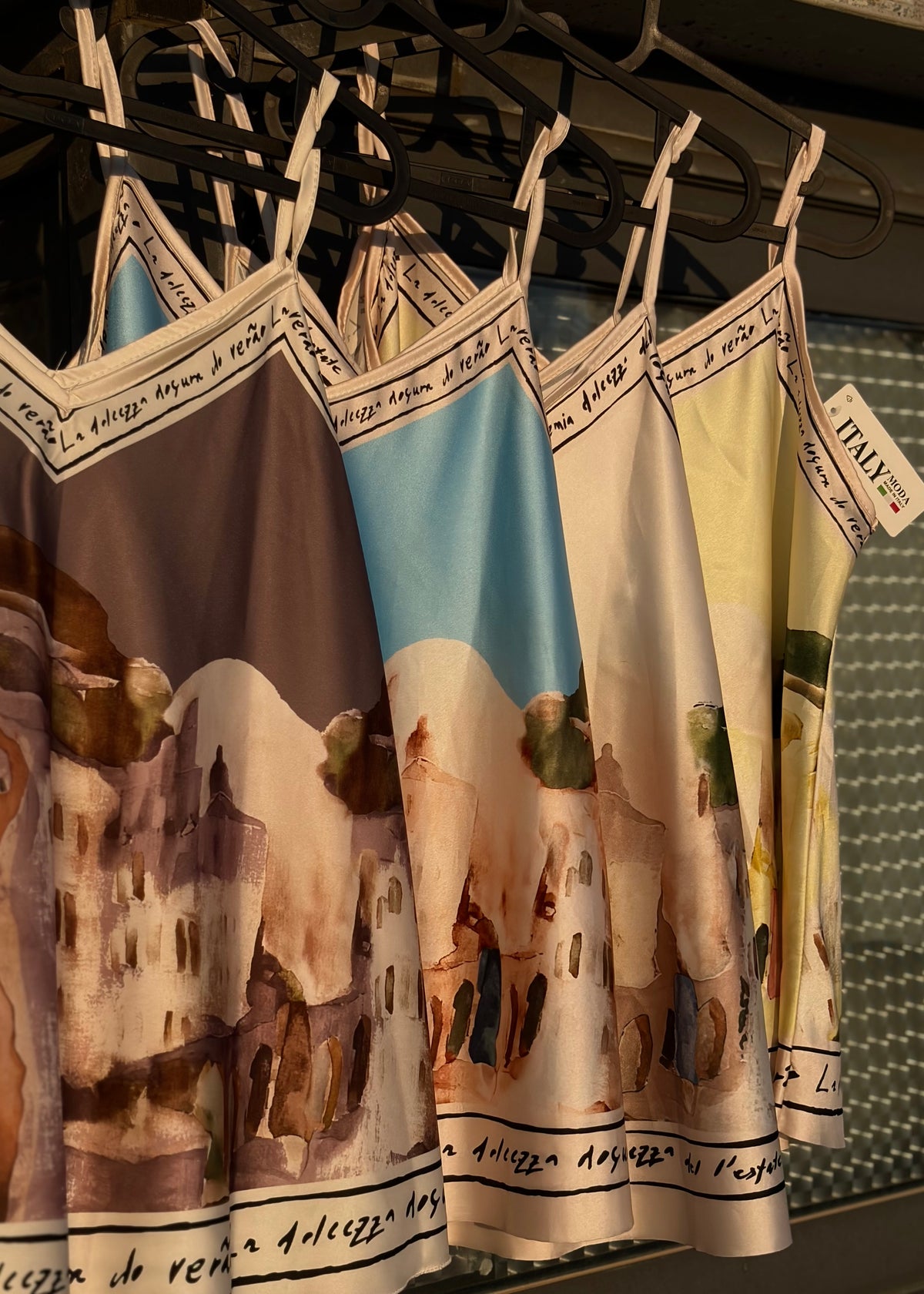 Art of Italy Tops